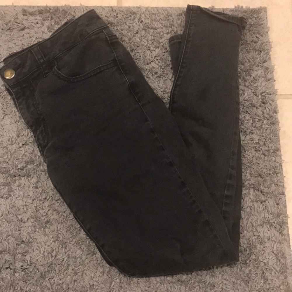 Black Skinny Jeans
